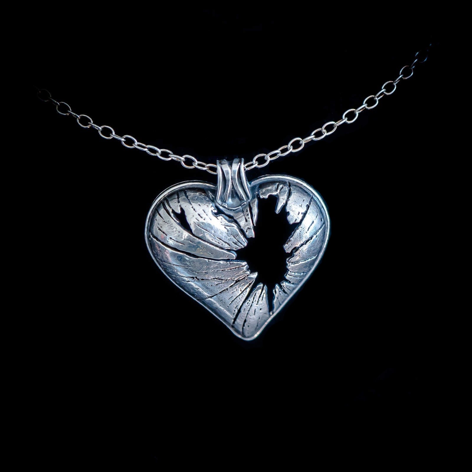 Shatter - Faceless Jewelry - alternative and gothic dark jewelry - for the mysterious and fantastical - take it&