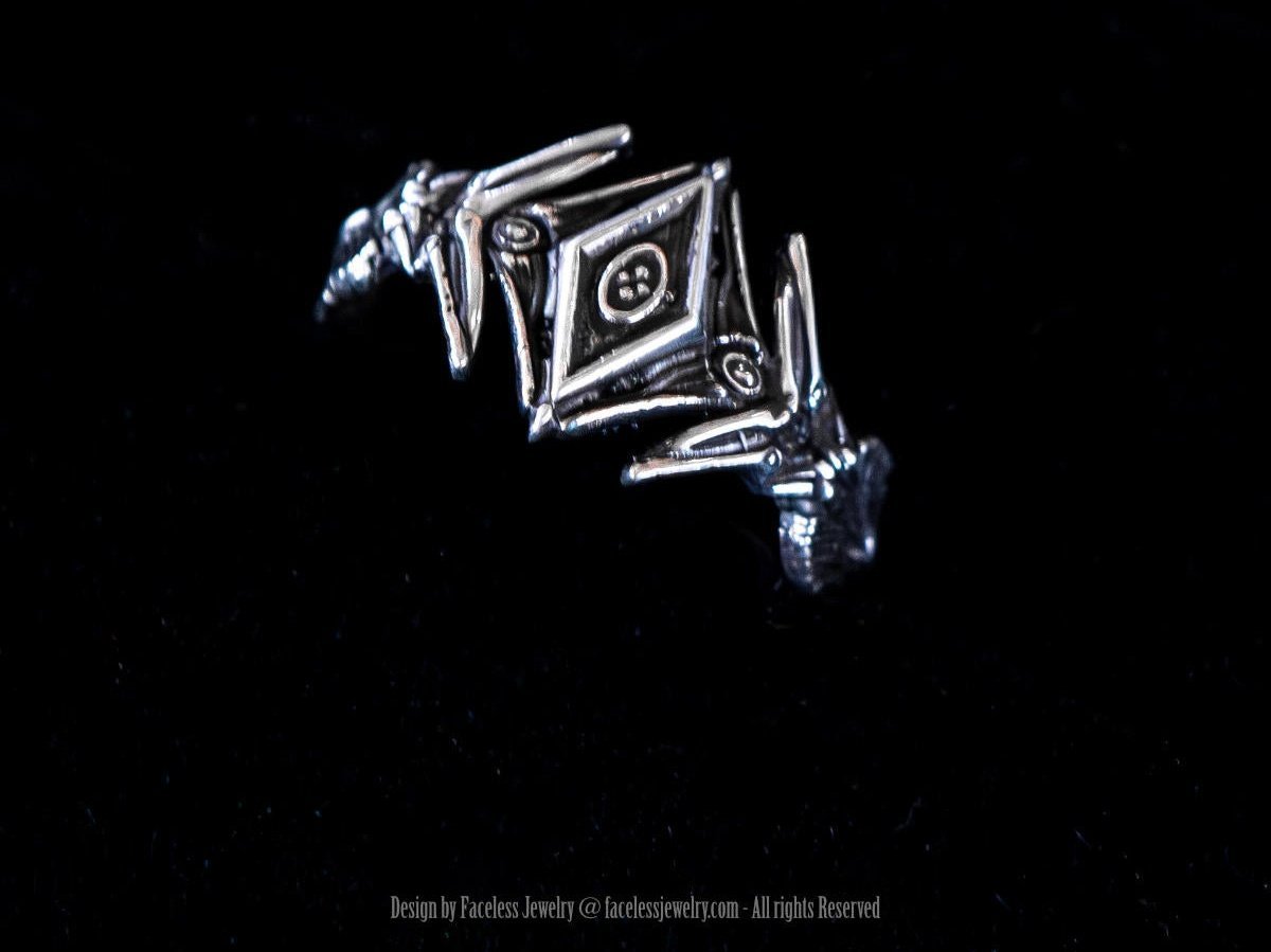 The Luxurious Beauty of Sterling Silver - Faceless Jewelry