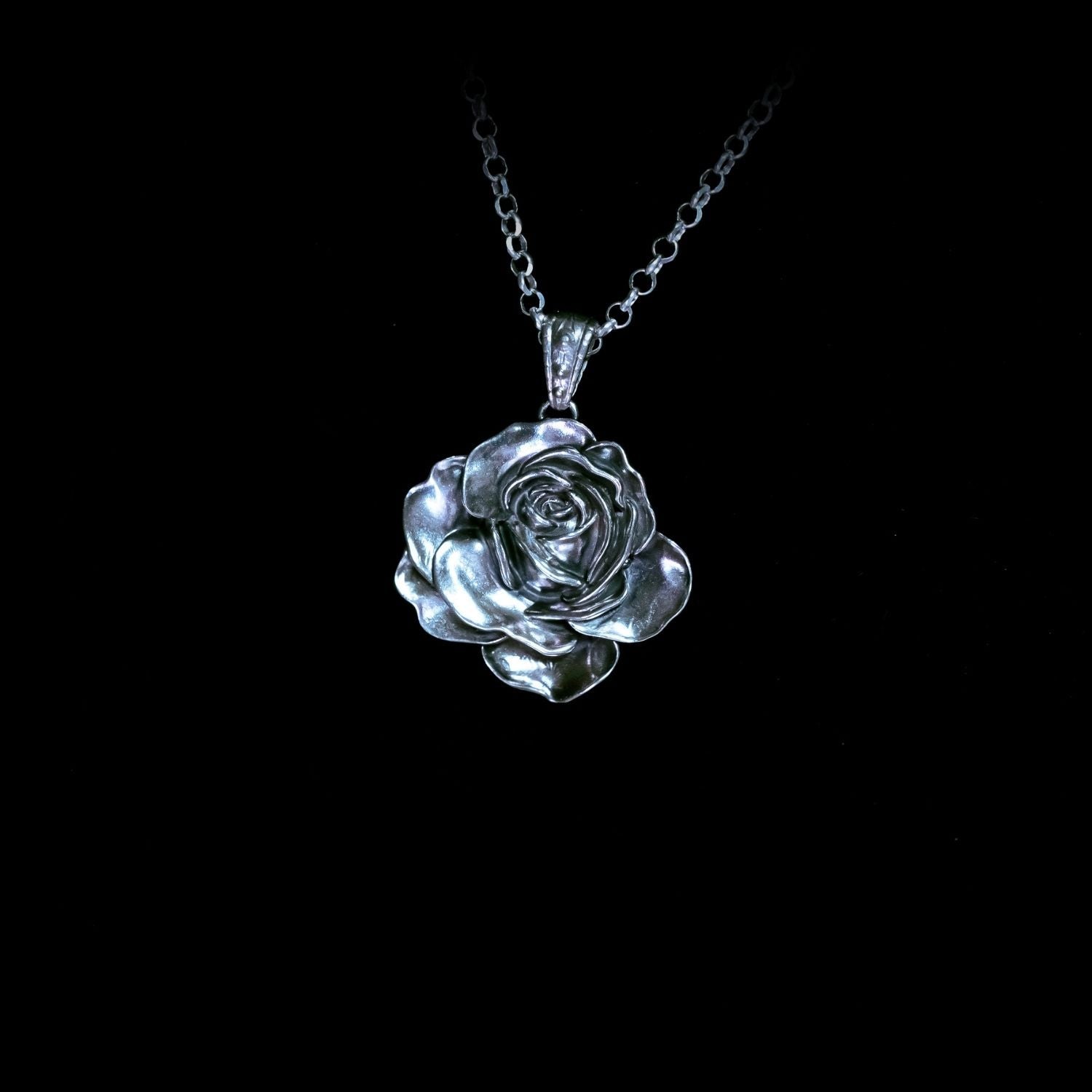 SMOKY BLUE rose coin necklace シルバー 40cm SMOKY BLUE rose coin necklace シルバー 40cm