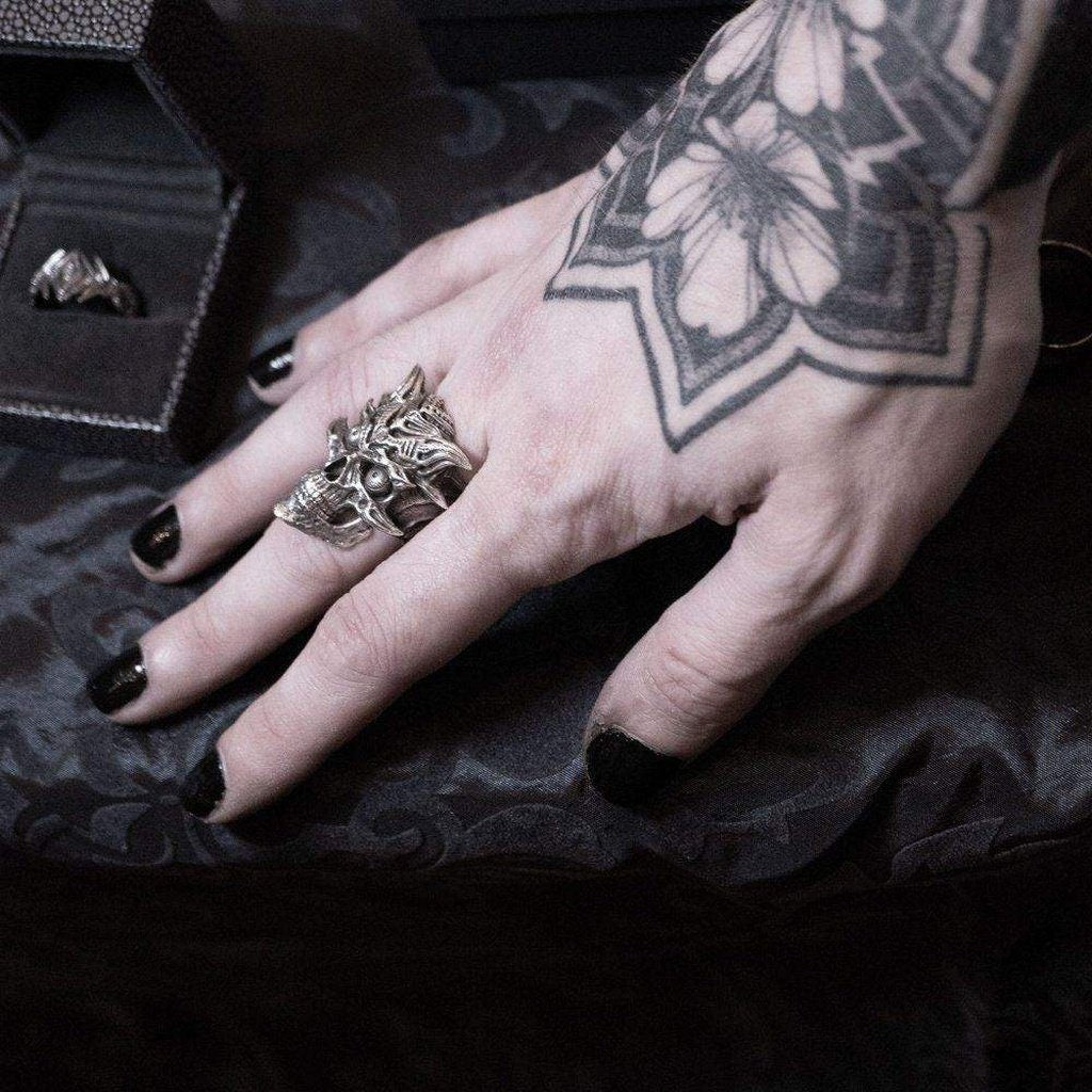 BioMetallic Skull - Faceless Jewelry - alternative and gothic dark jewelry - for the mysterious and fantastical - take it&